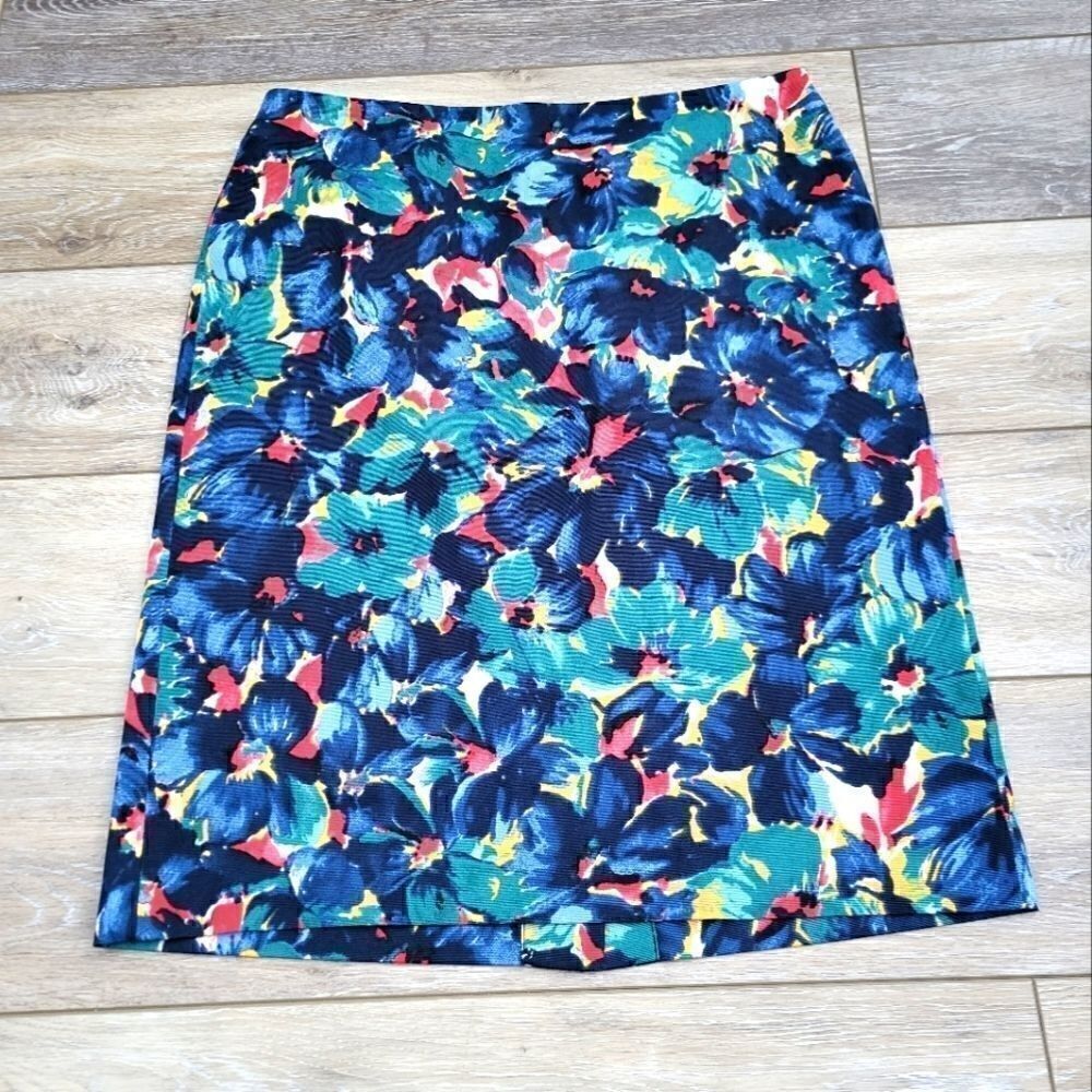 Talbots size 6 petite floral midi skirt, red blue and teal 97% cotton